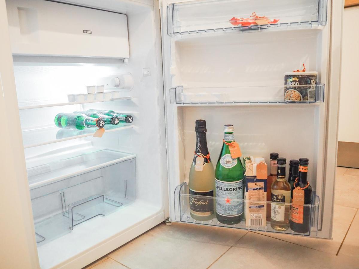Stylische Wohnung In Ruhiger Lage, Sehr Messenah Laatzen Buitenkant foto